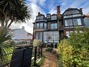 Photo 14- click for photo gallery